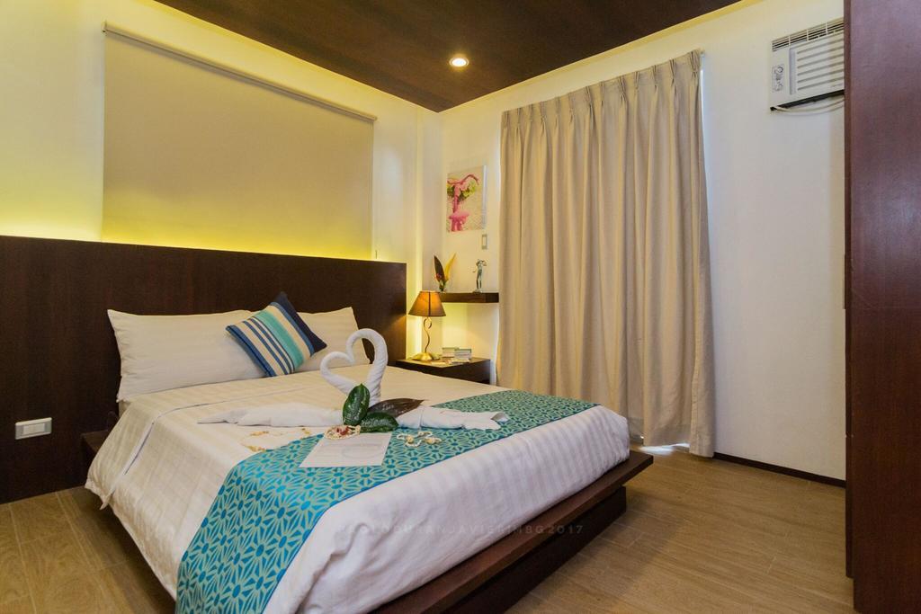 The Orient Beach Boracay Yapak Exterior photo